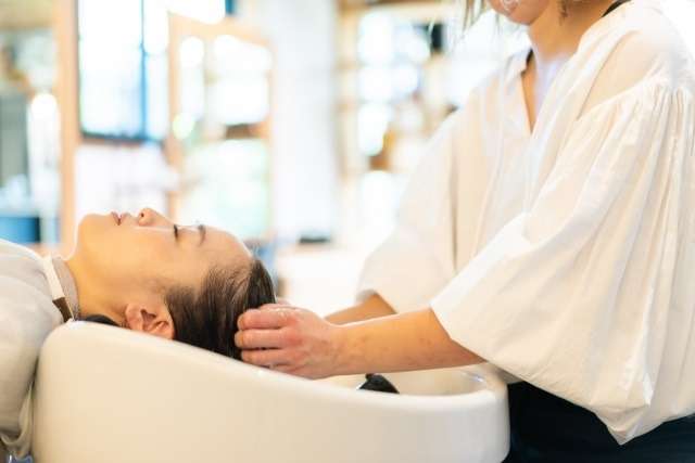 姫路の美容院 BEREAによるヘッドスパ施術