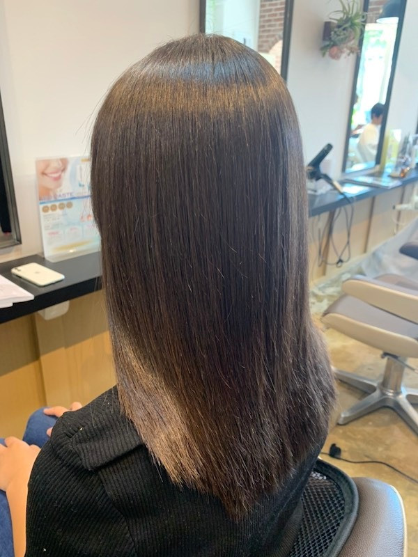 高校生が髪質改善ストレート「ハリスノフ」を初体験