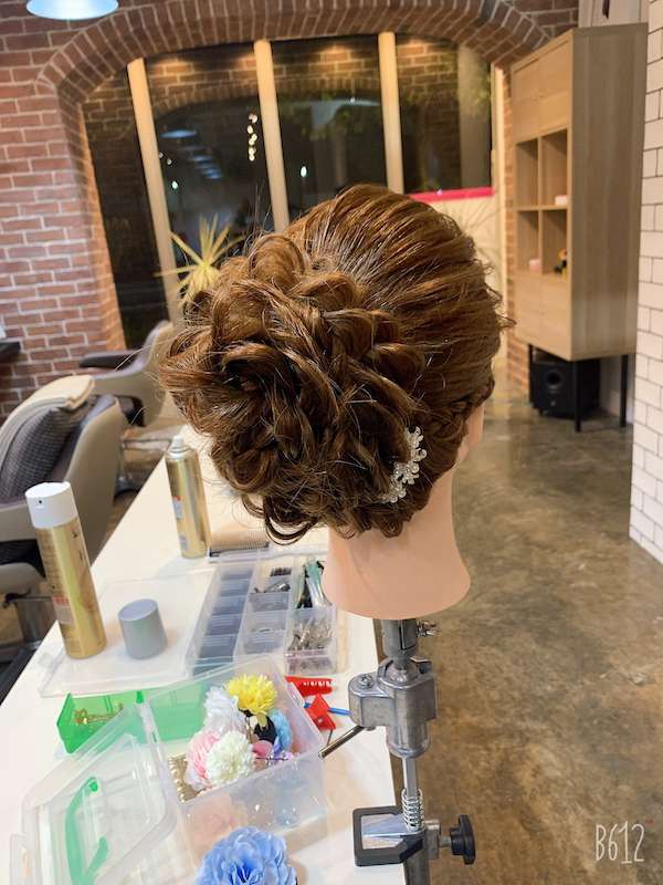 華やかパーティーアップスタイル！姫路市の美容院BEREA(ベレア)はお客様のキレイを叶える美容室／ヘアサロン