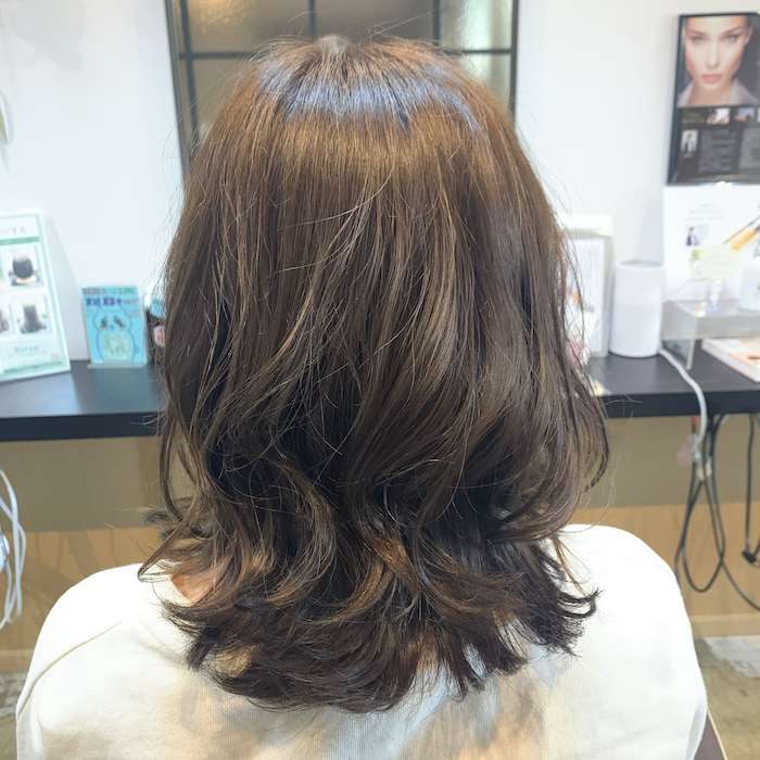 落ち着きあるブラウンで大人っぽさ倍増！姫路市の美容院BEREA(ベレア)はお客様のキレイを叶える美容室／ヘアサロン