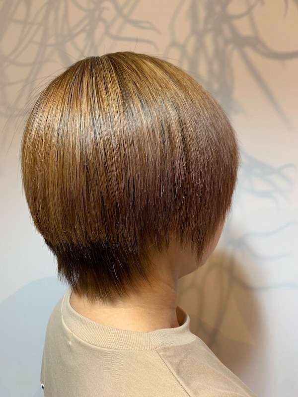 ブリーチを繰り返しているショートヘアにBEREAオススメの髪質改善ストレート「ハリスノフ」！姫路市の美容院BEREA(ベレア)はお客様のキレイを叶える美容室／ヘアサロン