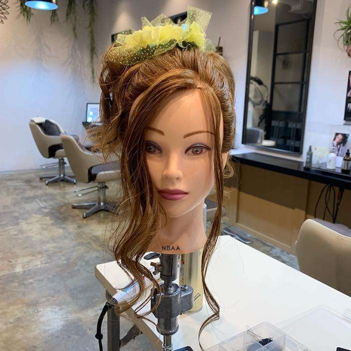 アシンメトリーポニーテール！姫路市の美容院BEREA(ベレア)はお客様のキレイを叶える美容室／ヘアサロン