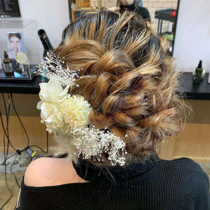 編み込みアレンジでパーティアップスタイル！姫路市の美容院BEREA(ベレア)はお客様のキレイを叶える美容室／ヘアサロン