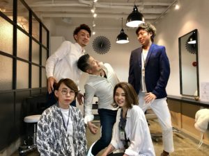 本日のドレスコードは白