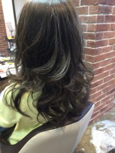 ブルーベージュ